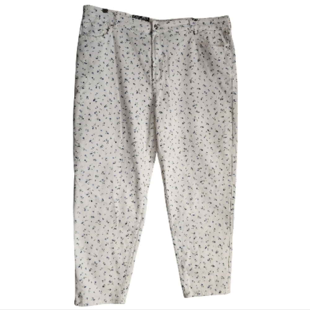 NWT H&M Divided White Pants with Blue Floral Pattern Loose Mom‎ Jeans Sz 20
